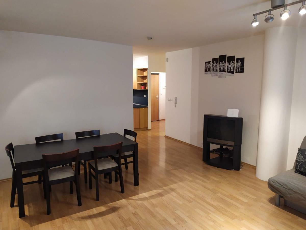 Kate & Jenny - Two-Level Apartment In The Old Town Bratislava Exterior photo