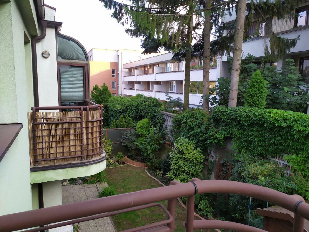 Kate & Jenny - Two-Level Apartment In The Old Town Bratislava Exterior photo